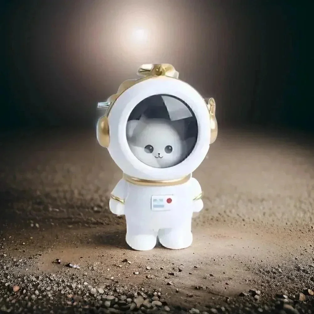 Cute Bear Light up Astronaut Keychains Space Key Chain
